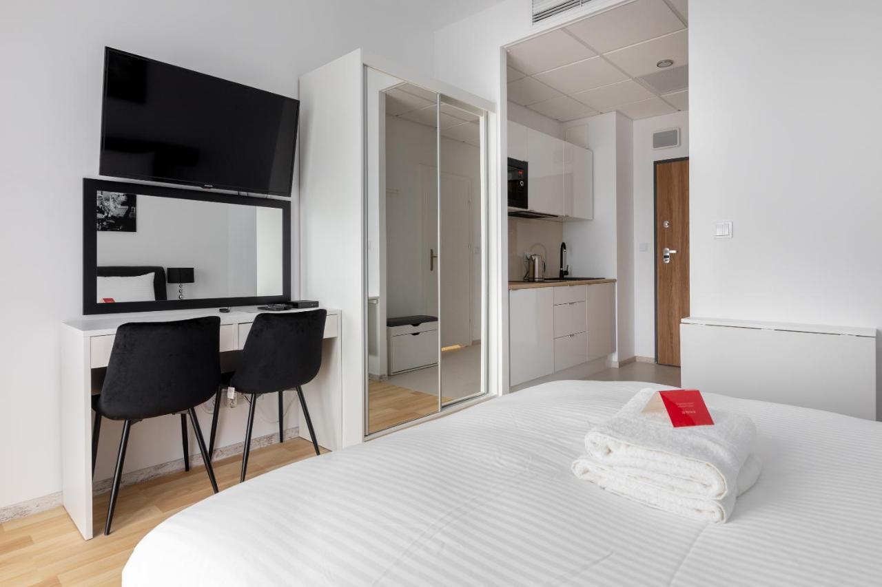 Wola Chic Studios Warszawa Exteriör bild