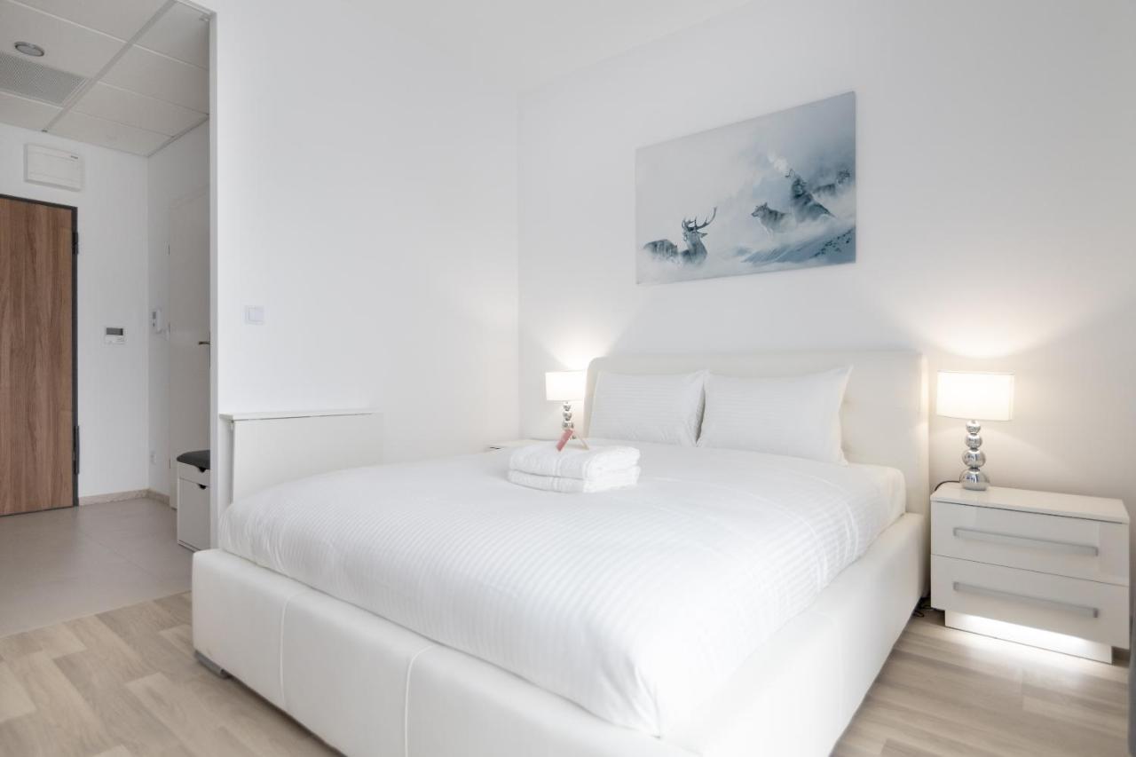 Wola Chic Studios Warszawa Exteriör bild