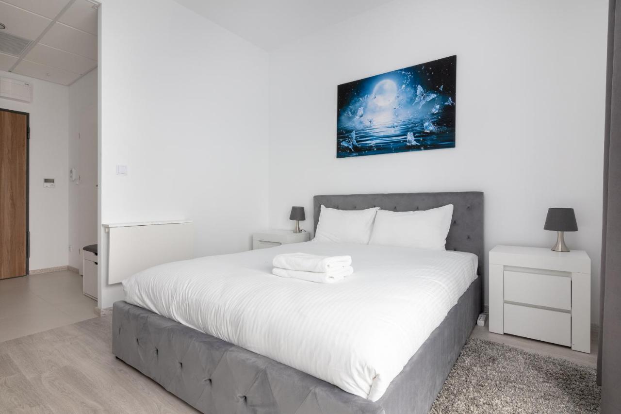 Wola Chic Studios Warszawa Exteriör bild
